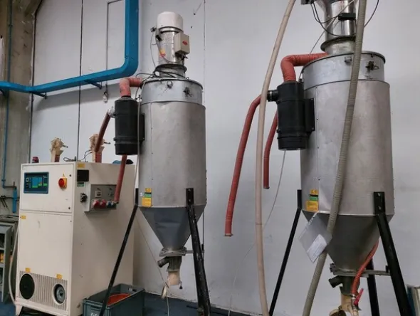 1#7512 Macchinari e attrezzature per la lavorazione di materie plastiche