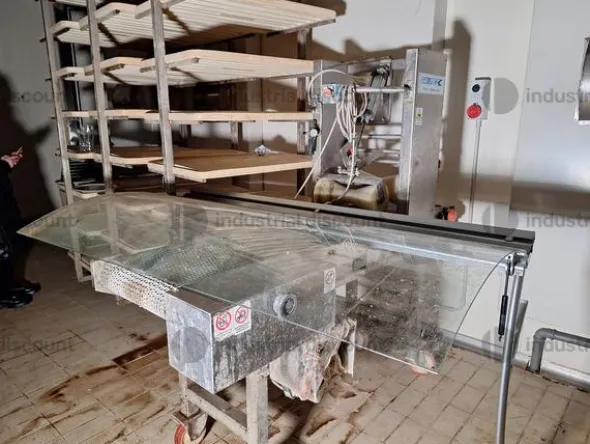 3#9323 Macchinari ed attezzature per salumificio