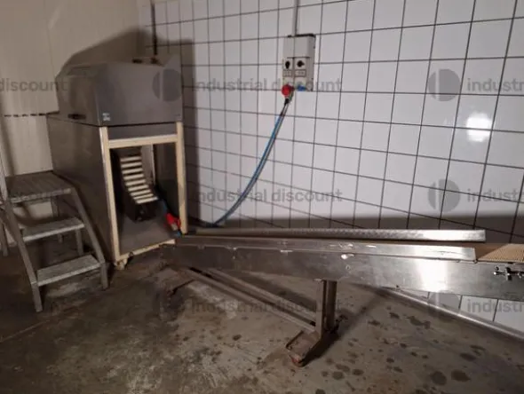 3#9323 Macchinari ed attezzature per salumificio