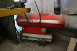 9#7071 Macchinari ed attrezzatura da officina