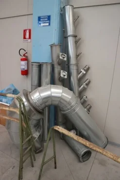 7#7251 Macchinario per produzione assorbenti e magazzino materie prime