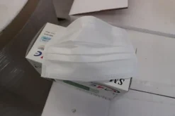 7#7251 Macchinario per produzione assorbenti e magazzino materie prime