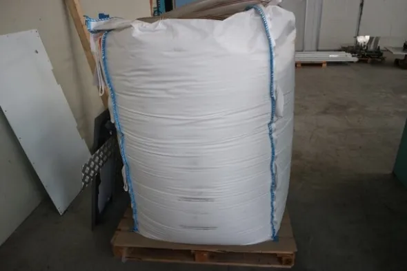 7#7251 Macchinario per produzione assorbenti e magazzino materie prime