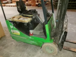 1#6329 Macchinari per falegnameria e Autocarro Fiat