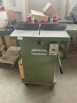 11#8083 Macchinari per la lavorazione del legno