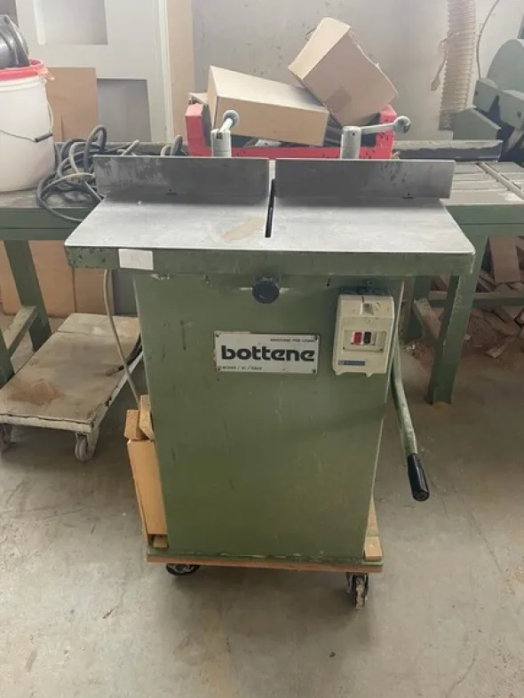 11#8083 Macchinari per la lavorazione del legno
