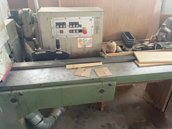 11#8083 Macchinari per la lavorazione del legno