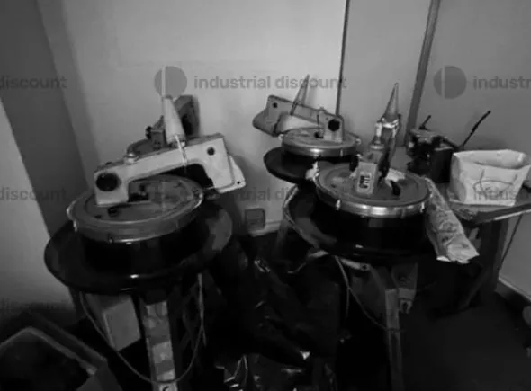 2#10166 Macchinari per la lavorazione di tessuti