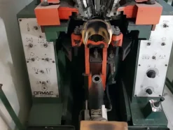 1#5557 Macchinari per la produzione di scarpe
