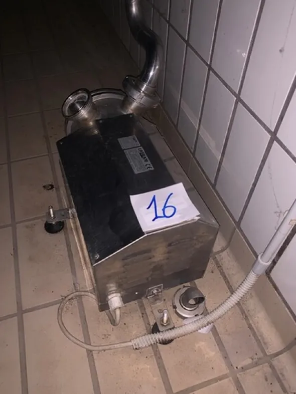 10#6331 Macchinari per la raccolta ed il trasporto del latte