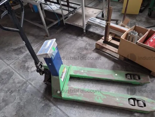 1#9876 Macchinari per lavorazioni metalliche e carrelli elevatori
