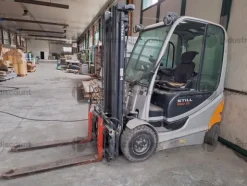 1#9876 Macchinari per lavorazioni metalliche e carrelli elevatori