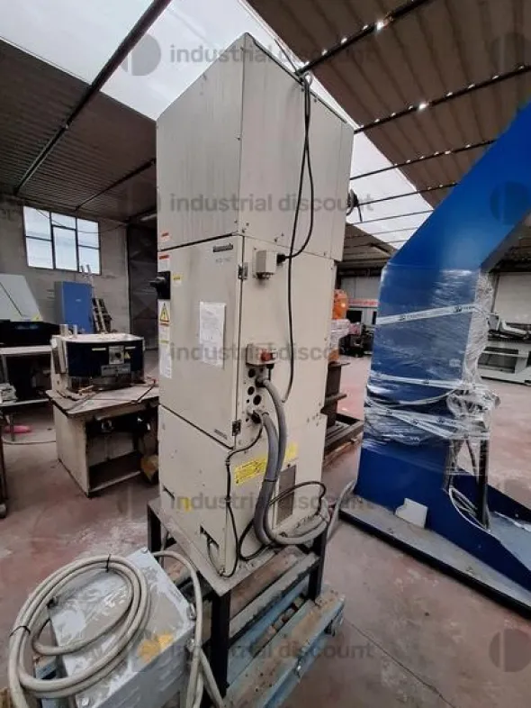 1#9876 Macchinari per lavorazioni metalliche e carrelli elevatori