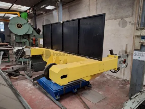 1#9876 Macchinari per lavorazioni metalliche e carrelli elevatori