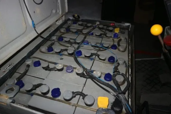 1#4432 Macchinari per produzione etichette autoadesive