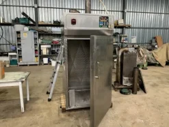 1#7648 Macchinari produzione di prodotti caseari e autocarri