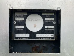 1#7648 Macchinari produzione di prodotti caseari e autocarri