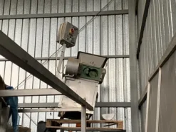 1#7648 Macchinari produzione di prodotti caseari e autocarri