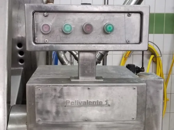 1#7648 Macchinari produzione di prodotti caseari e autocarri