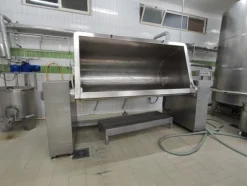 1#7648 Macchinari produzione di prodotti caseari e autocarri