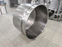 1#7648 Macchinari produzione di prodotti caseari e autocarri