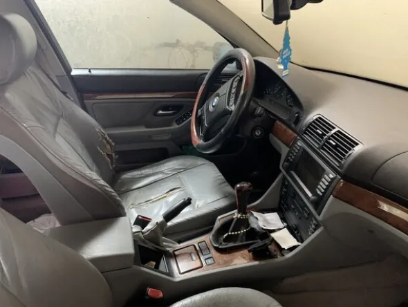 1#7648 Macchinari produzione di prodotti caseari e autocarri