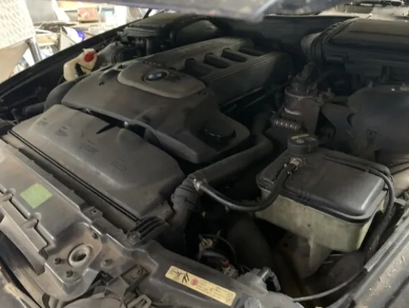 1#7648 Macchinari produzione di prodotti caseari e autocarri