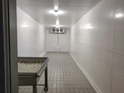 1#7648 Macchinari produzione di prodotti caseari e autocarri