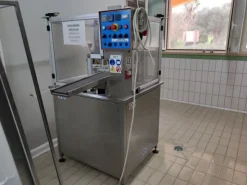 1#7648 Macchinari produzione di prodotti caseari e autocarri