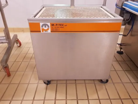 3#4631 Macchina sottovuoto MPTEC e vasca termoretrazione