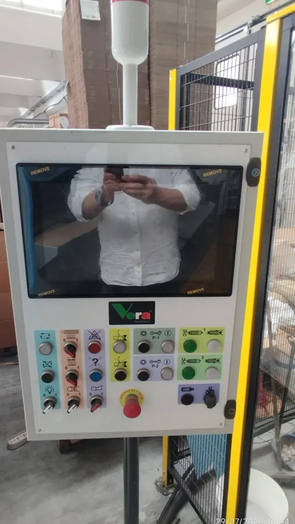 macchina stampaggio eva reticolare