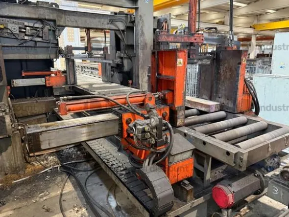 3#9706 Macchina taglio a misura FRIGGI mod. STP 520x700 ACN C3000