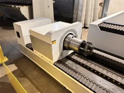 Macchina taglio laser CORMAK LF3015LNR