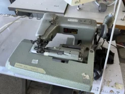 10#7821 Macchine da cucire di varie marche