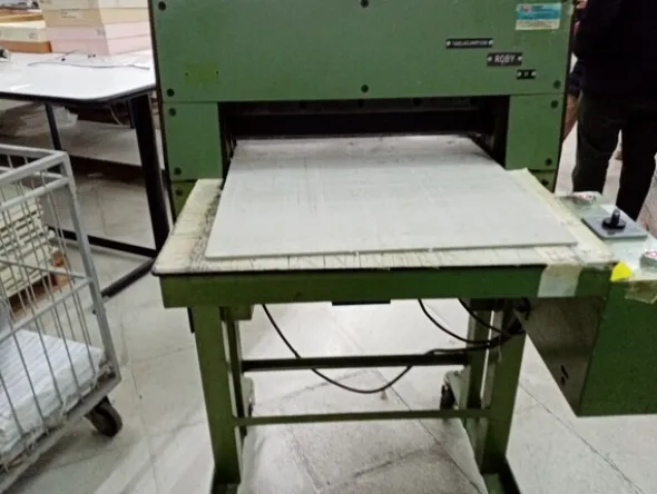 6#7030 Macchine da cucire e confezionare