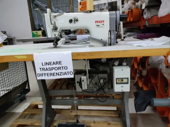6#7030 Macchine da cucire e confezionare