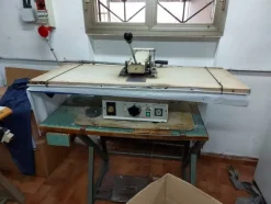 2#5941 Macchine da cucire ed attrezzature