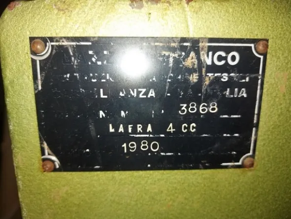 13#7345 Macchine da cucire ed attrezzature varie