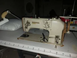 4#5828 Macchine da cucire Pfaff e Bernina