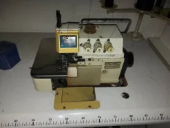 4#5828 Macchine da cucire Pfaff e Bernina