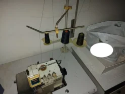4#5828 Macchine da cucire Pfaff e Bernina