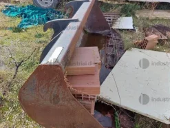2#8924 Macchine e attrezzature di cantiere