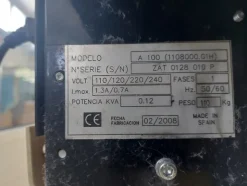 32#7925 Macchine elettroniche e arredo uffici