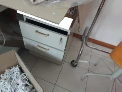 32#7925 Macchine elettroniche e arredo uffici