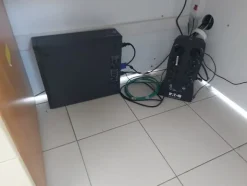 32#7925 Macchine elettroniche e arredo uffici