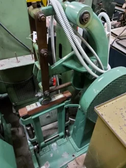 42#7419 Macchine per calzatura e pelletteria