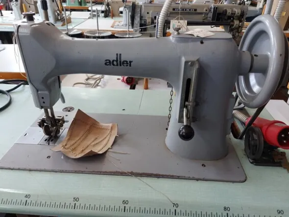 4#7419 Macchine per cucire