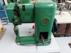 4#7419 Macchine per cucire