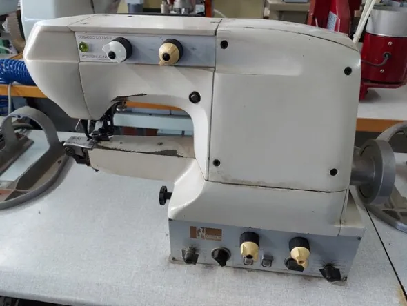 4#7419 Macchine per cucire