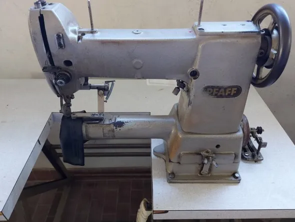 12#7419 Macchine per cucire